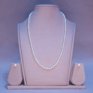 Single Line Pearls Necklace