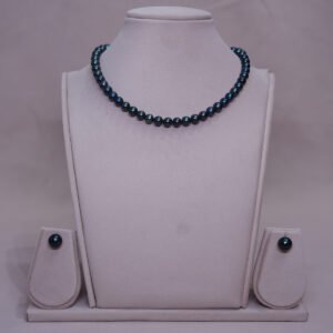 Single Line Pearls Necklace