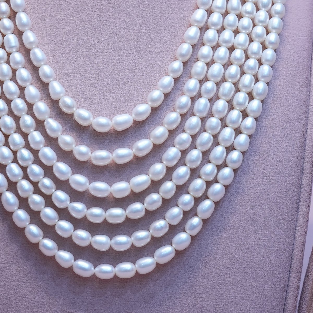 Six-Line Pearl Necklace - Image 2